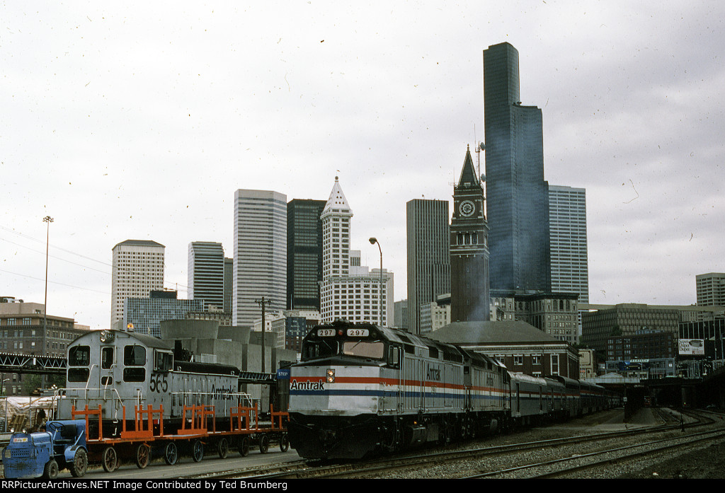 Amtrak #297